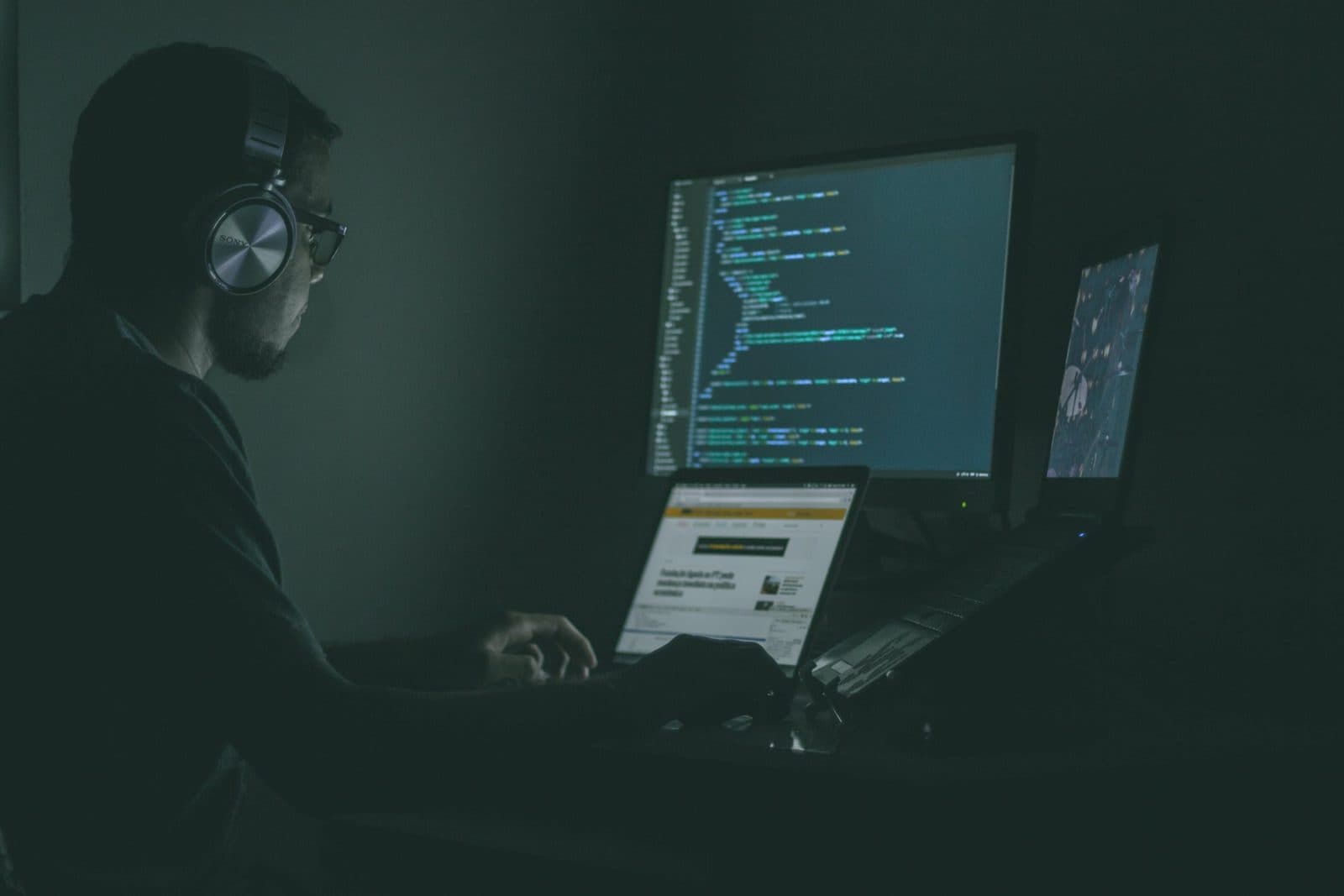 Stay Secure: Top 10 IT Security Threats and Atlant Security's Response